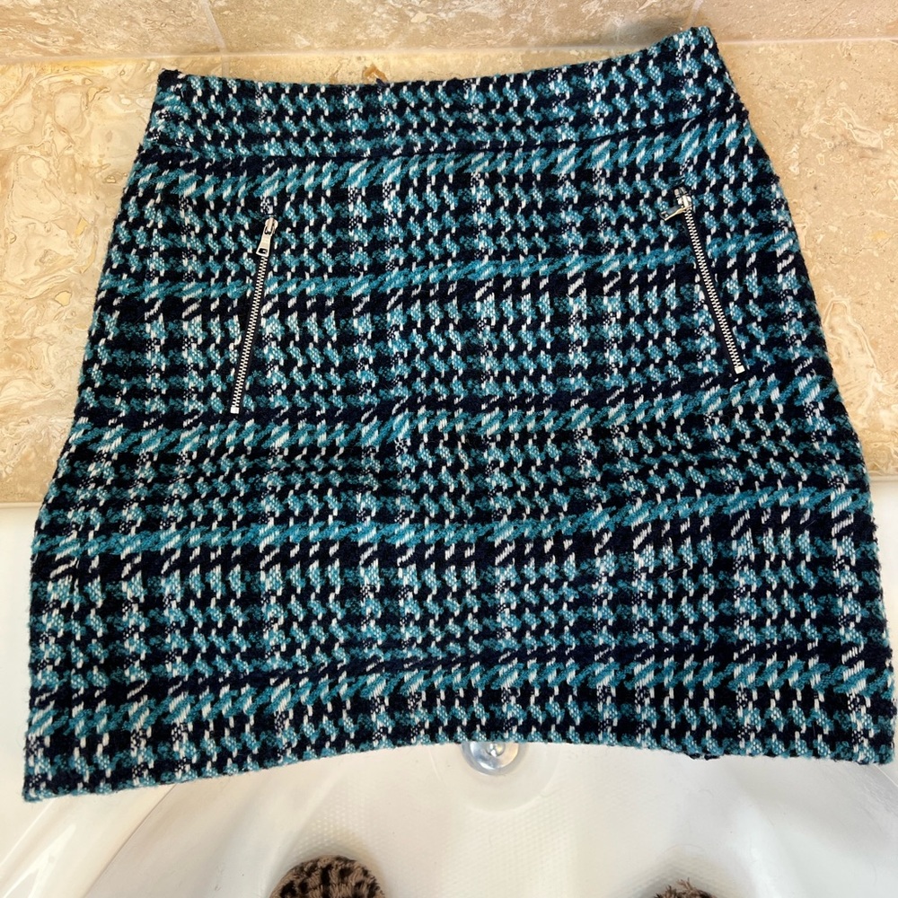 Loft skirt. Size 2. New with tags